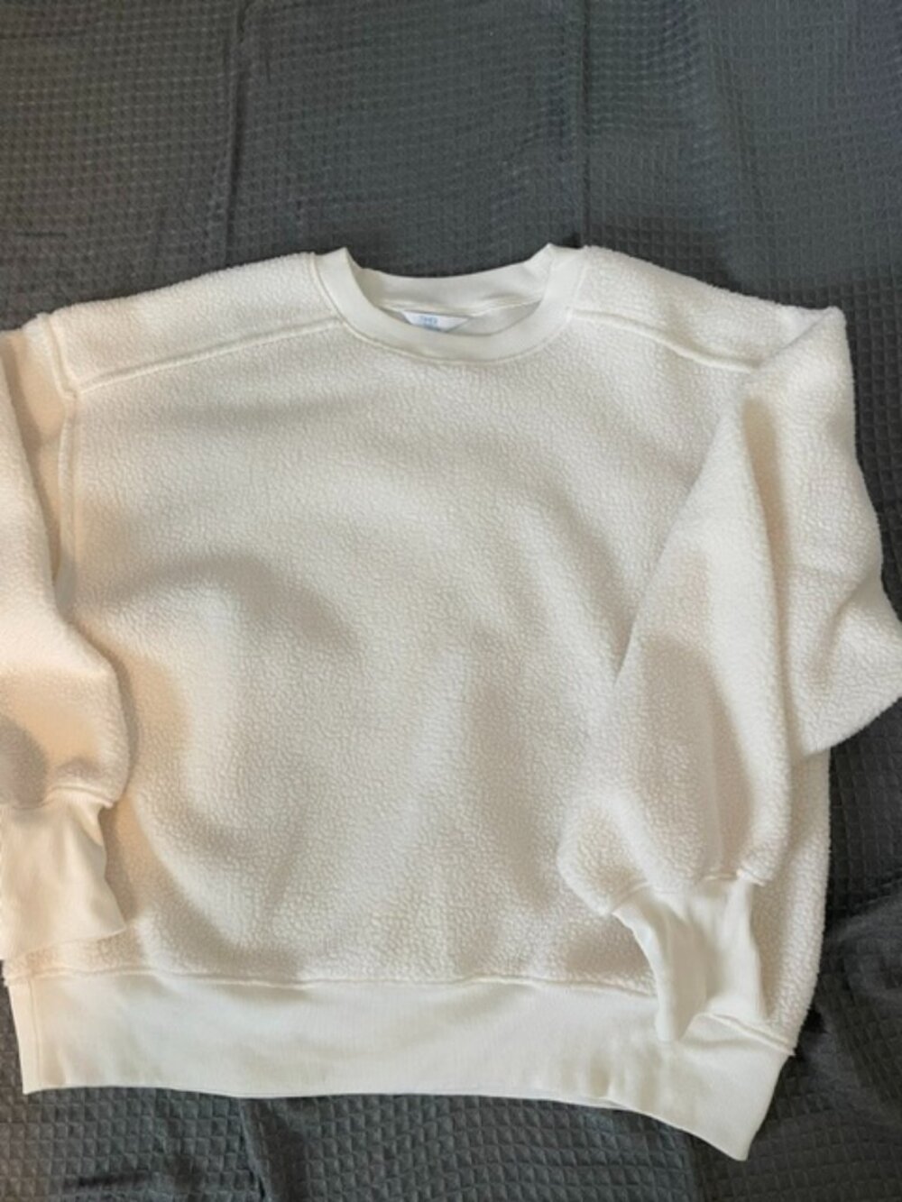 Time & Tru Fleece Cream Color Sweatshirt
